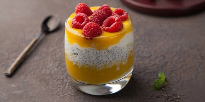 От горячего до&nbsp;десерта: 10 рецептов из&nbsp;творога, которые не займут много времени