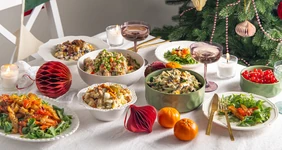 Простые и&nbsp;вкусные салаты с&nbsp;курицей: 10 лучших рецептов