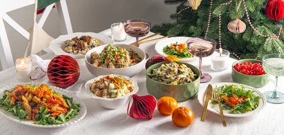 Простые и&nbsp;вкусные салаты с&nbsp;курицей: 10 лучших рецептов