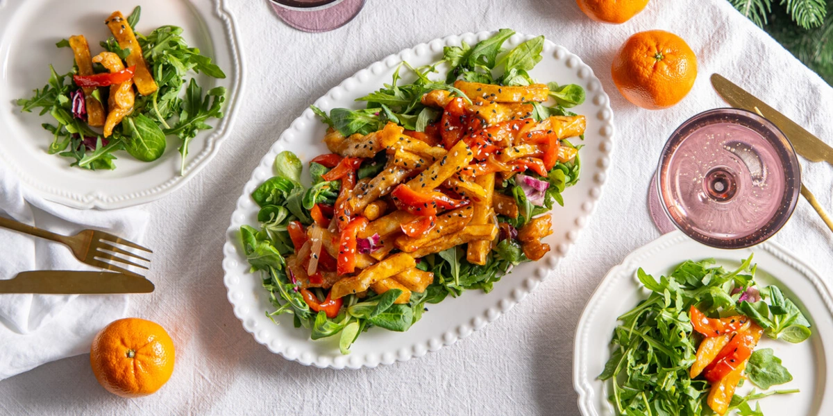 Простые и&nbsp;вкусные салаты с&nbsp;курицей: 10 лучших рецептов