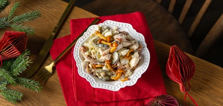 Простые и&nbsp;вкусные салаты с&nbsp;курицей: 10 лучших рецептов