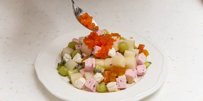 Сладкий оливье от&nbsp;ВкусВилла: десерт, которому позавидовал бы сам Люсьен Оливье