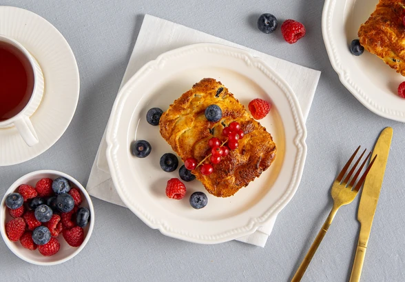 Рецепт «Творожная запеканка с&nbsp;изюмом в&nbsp;аэрогриле»