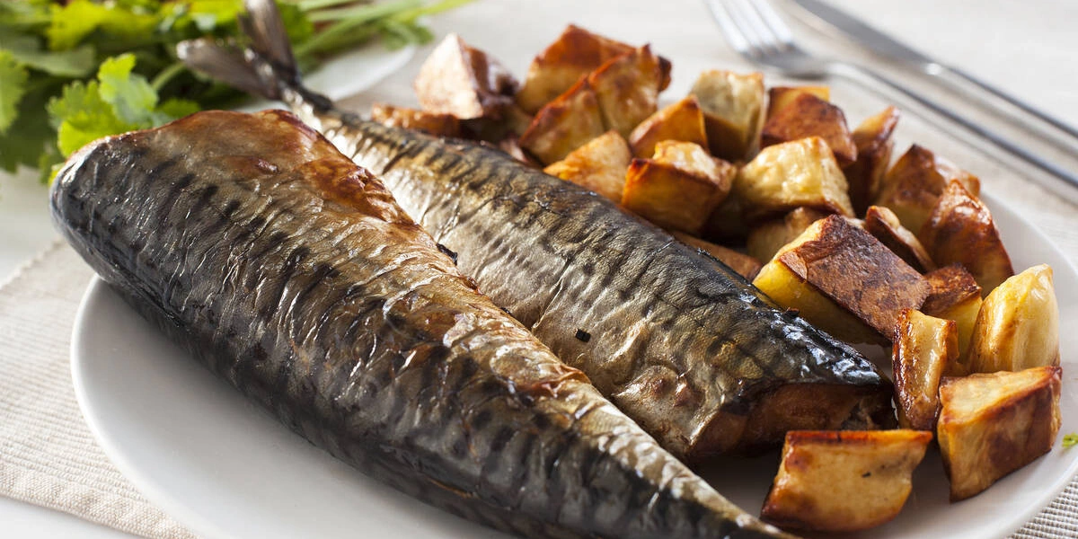 Рыба на&nbsp;мангале: какую выбрать, как замариновать и&nbsp;6 рецептов для&nbsp;гриля