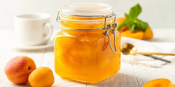 Рецепты варенья на&nbsp;зиму: из&nbsp;абрикосов, слив, вишни, груши… и&nbsp;компот