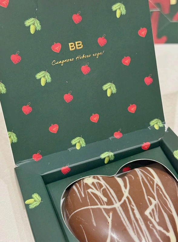 Новогодние новинки: пробуем «Панна-Снегвилл», пельмени с&nbsp;мандаринами и&nbsp;кое-что ещё