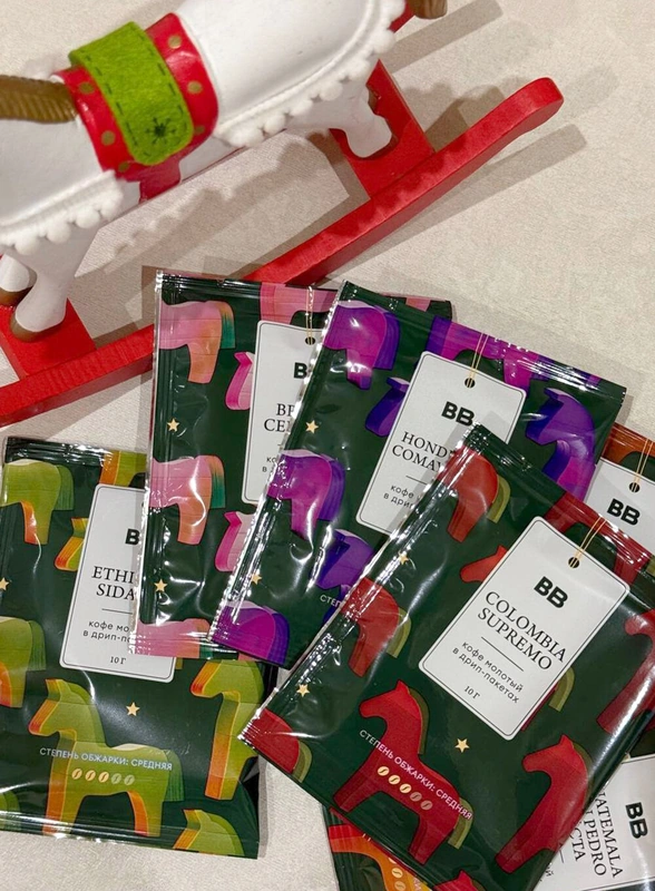 Новогодние новинки: пробуем «Панна-Снегвилл», пельмени с&nbsp;мандаринами и&nbsp;кое-что ещё