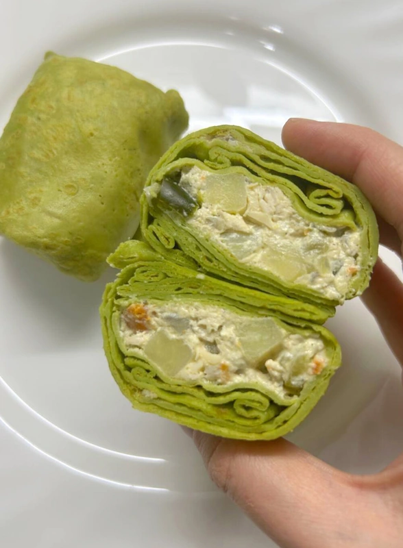 Новогодние новинки: пробуем «Панна-Снегвилл», пельмени с&nbsp;мандаринами и&nbsp;кое-что ещё