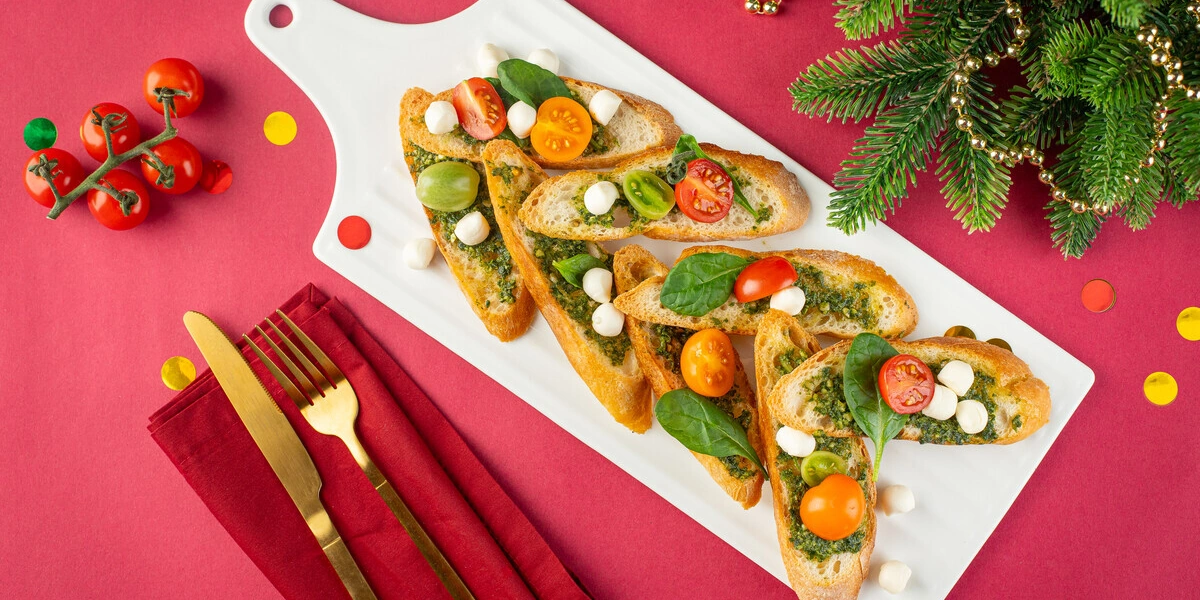 Что приготовить, если гости уже на&nbsp;пороге: 10 идей простых и&nbsp;быстрых блюд