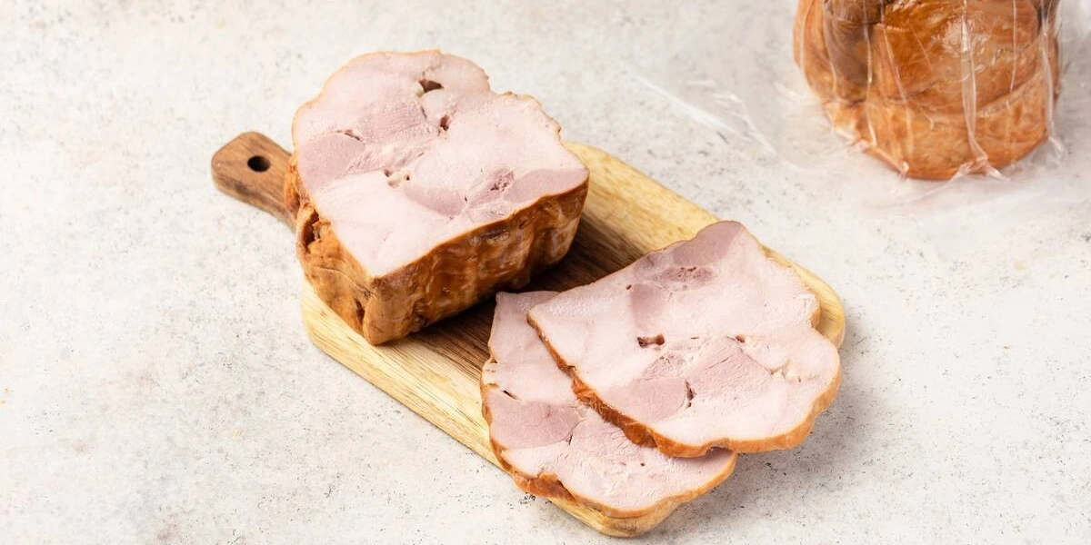 Чего нет и&nbsp;не будет в&nbsp;колбасах ВкусВилл: 10 честных ответов на&nbsp;ваши вопросы