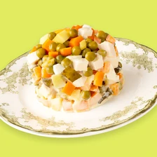 Мы весь год неправильно готовили оливье. А как всё-таки надо?