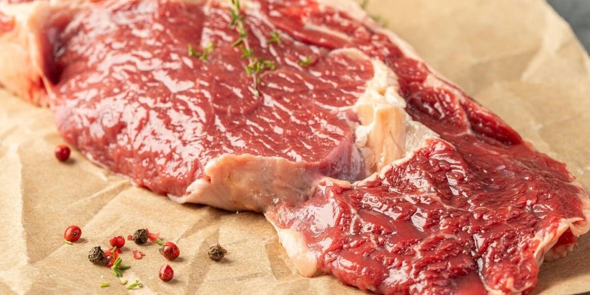 Как выбрать свежее мясо: определяем на&nbsp;цвет, запах и&nbsp;упругость