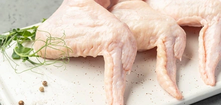 Как выбрать свежее мясо: определяем на&nbsp;цвет, запах и&nbsp;упругость