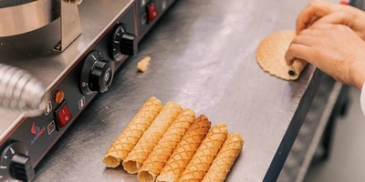 В качестве начинки используется варёная сгущёнка