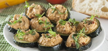 Закуски без&nbsp;мяса: лёгкие рецепты для&nbsp;пикника и&nbsp;дачной вечеринки