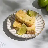 Кето-батончики с&nbsp;кокосом и&nbsp;лаймом
