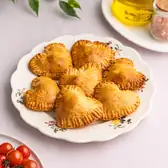 Пирожки с&nbsp;ветчиной и&nbsp;сыром