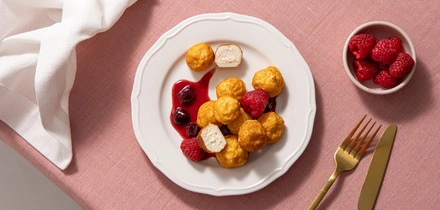 Заготовки для&nbsp;морозилки: 8 рецептов блюд из&nbsp;творога для&nbsp;завтрака, обеда и&nbsp;ужина