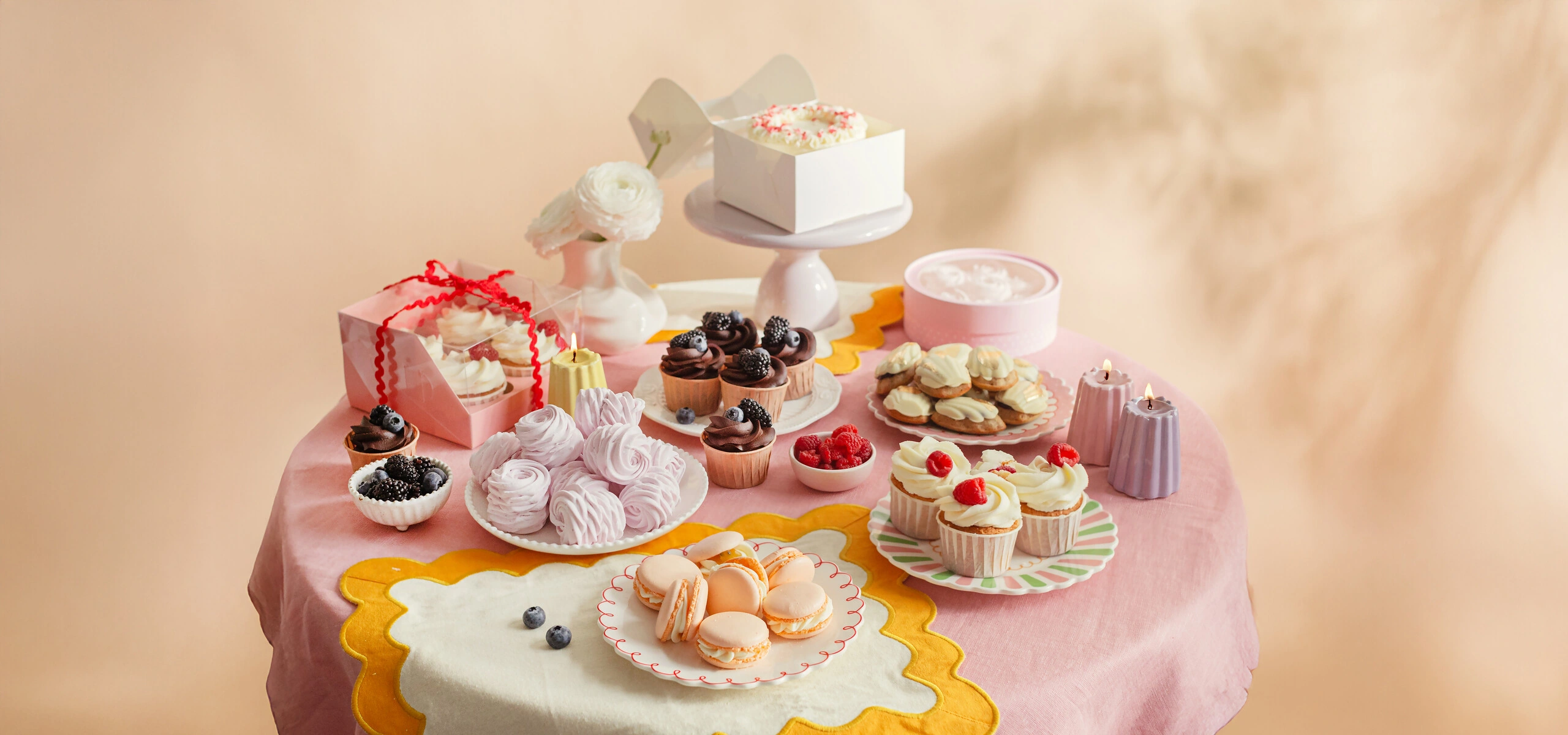 Чем порадовать близких: идеи сладких подарков к&nbsp;8 Марта