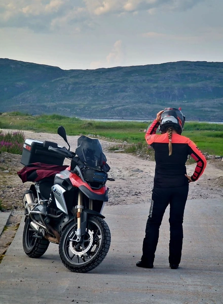 «Неженские» женские удовольствия: рыбалка, мотоциклы, ножи, футбол и&nbsp;Warhammer 40,000