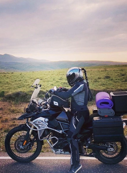 «Неженские» женские удовольствия: рыбалка, мотоциклы, ножи, футбол и&nbsp;Warhammer 40,000