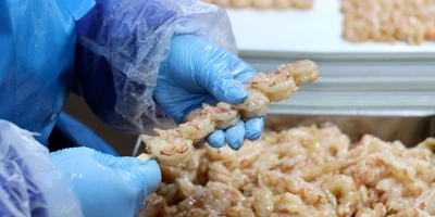 Как чистить креветки и&nbsp;при&nbsp;какой температуре хранить рыбу — рассказывает поставщик 