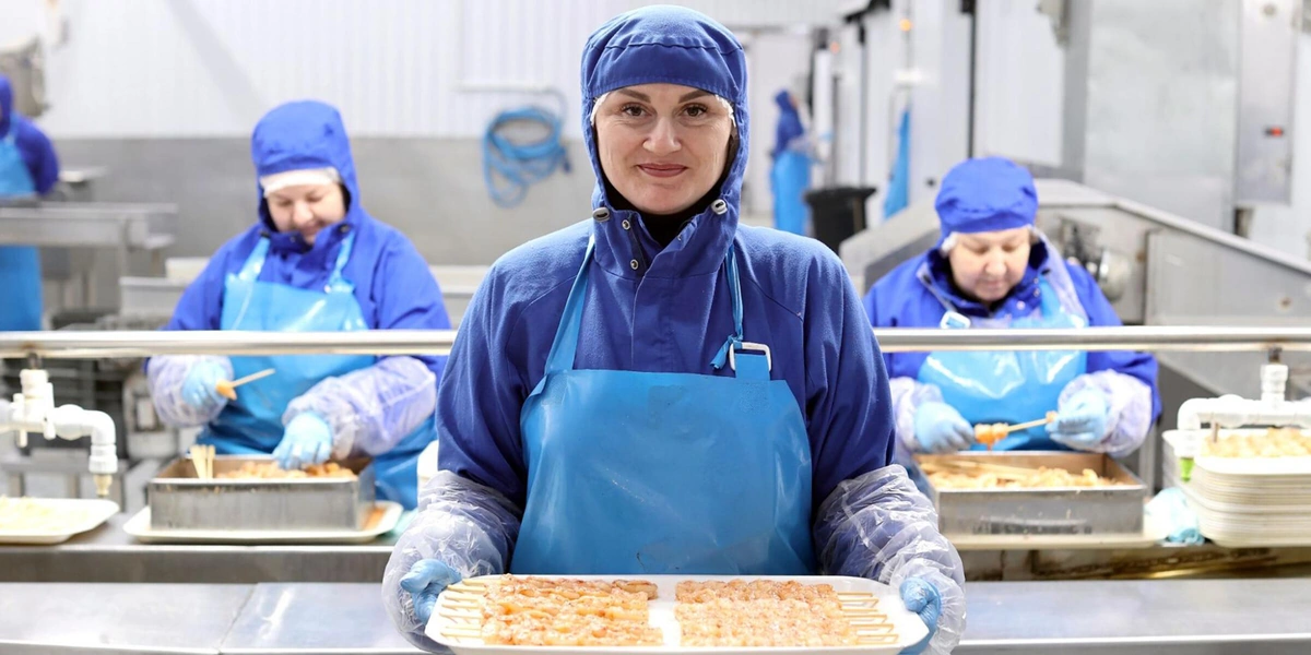 Как чистить креветки и&nbsp;при&nbsp;какой температуре хранить рыбу — рассказывает поставщик 