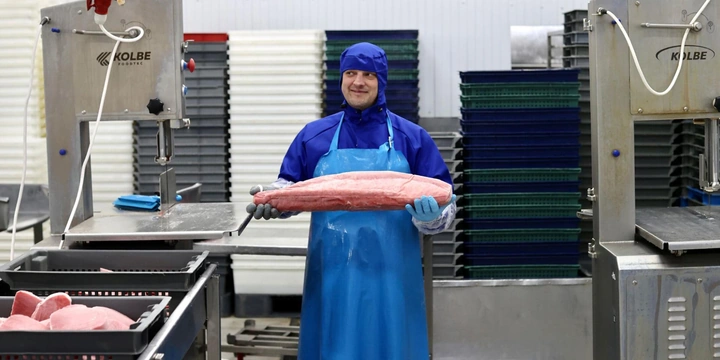 Как чистить креветки и&nbsp;при&nbsp;какой температуре хранить рыбу — рассказывает поставщик 