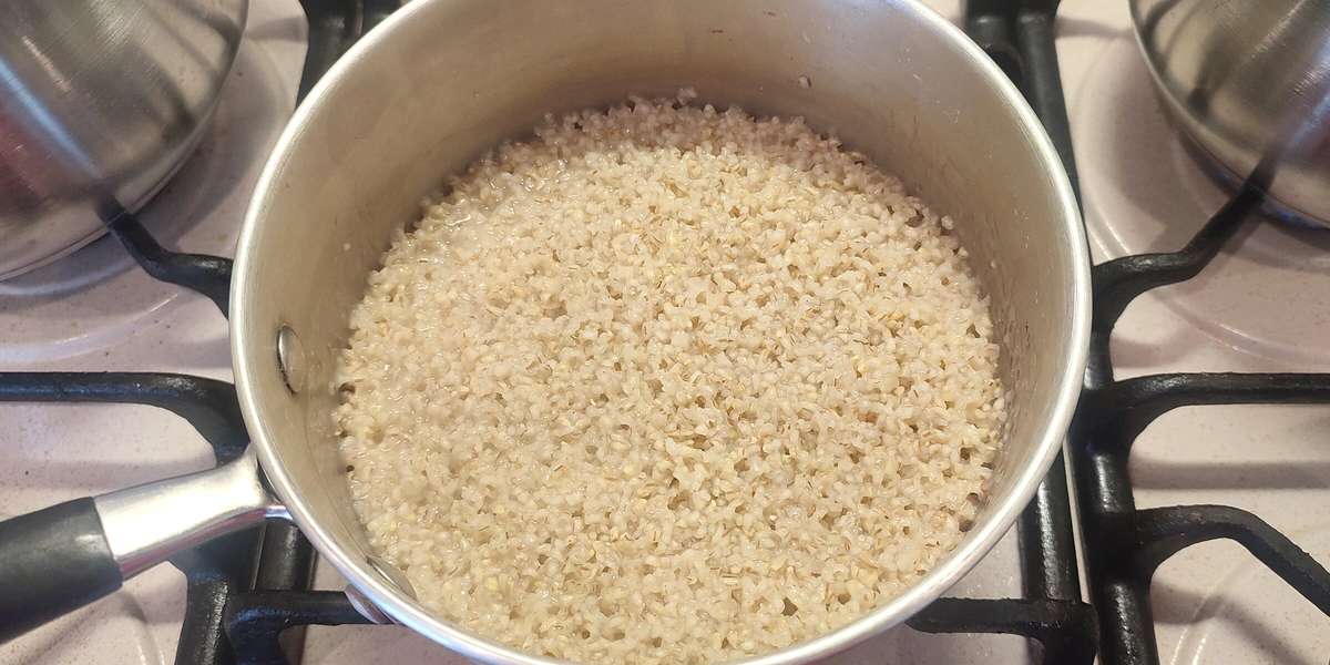 Варим кашу: как редакция с&nbsp;необычными крупами дружбу заводила