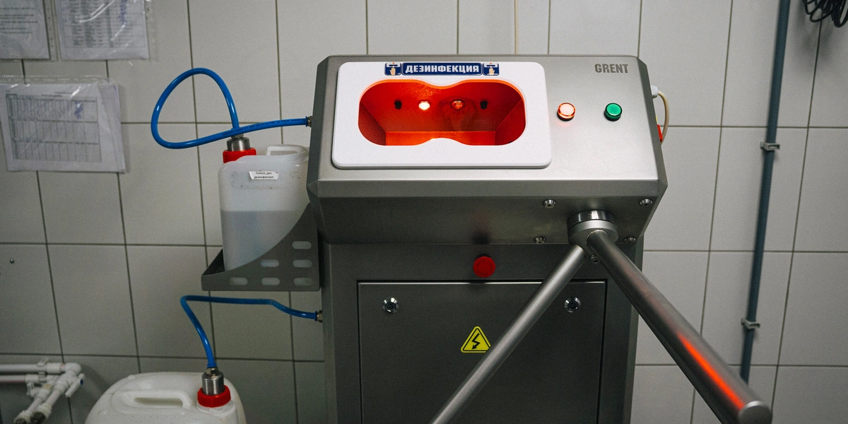 Онигири в&nbsp;новой упаковке: репортаж с&nbsp;кулинарной фабрики