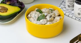 Сердечки индейки в&nbsp;сливочном соусе