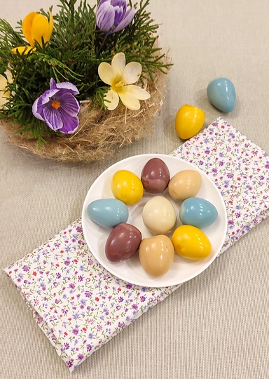 Эксперимент: красим яйца без&nbsp;скорлупы