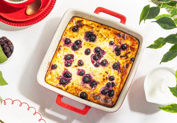 Рецепт «Творожная запеканка с&nbsp;ягодами»