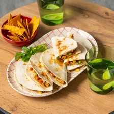 Кесадилья с&nbsp;овощами