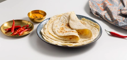 Что приготовить с&nbsp;лепёшкой роти: 10 простых рецептов