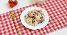 Хрустящий салат с&nbsp;макаронами