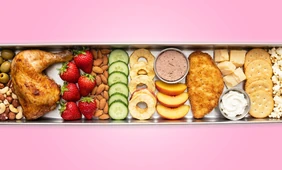Чем перекусить: собрали 10 коробочек с&nbsp;перекусами по&nbsp;гарвардской тарелке