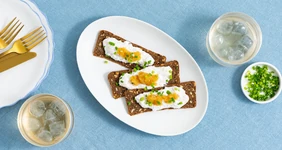Щучья икра с&nbsp;луком и&nbsp;сметаной