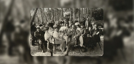 «Самарские купцы и&nbsp;чиновничья знать на&nbsp;пикнике на&nbsp;Коровьем острове», 1912 г. Из&nbsp;фондов историко-краеведческого музея им. П. В. Алабина.
