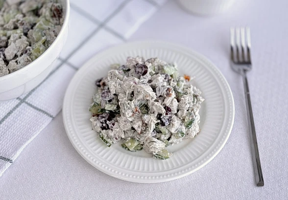 Рецепт «Греческий салат с&nbsp;курицей и&nbsp;фетой»