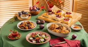 Что приготовить из&nbsp;слив: 10 проверенных рецептов