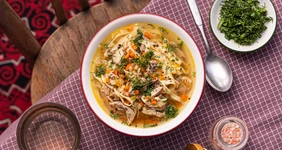 Суп с&nbsp;лапшой и&nbsp;индейкой