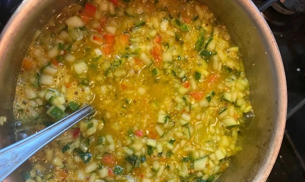 Релиш из&nbsp;огурцов и&nbsp;перца , шаг 3/4
