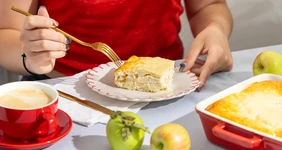 Пирог с&nbsp;творогом и&nbsp;яблоками 