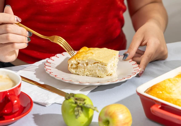 Рецепт «Пирог с&nbsp;творогом и&nbsp;яблоками »