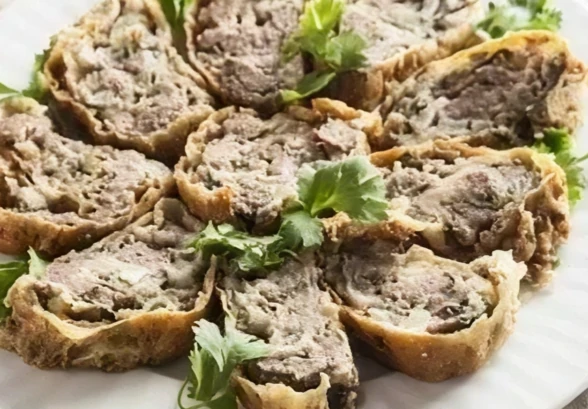 Рецепт «Рулет с&nbsp;фаршем (рецепт от&nbsp;Елены Мозгуновой)»