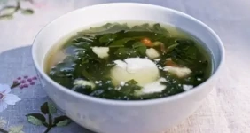 Летний суп с&nbsp;творожными клецками