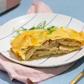 Запеканка с&nbsp;тунцом и&nbsp;картофелем