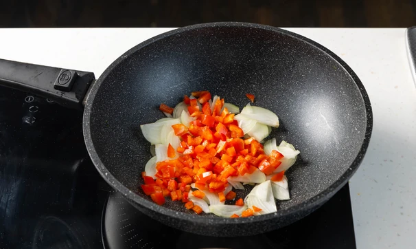 Запеканка с&nbsp;бататом и&nbsp;курицей, шаг 4/8