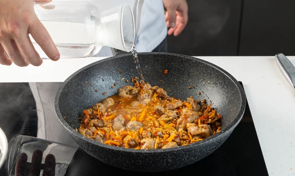 Куриные желудки с&nbsp;гречкой, шаг 9/10